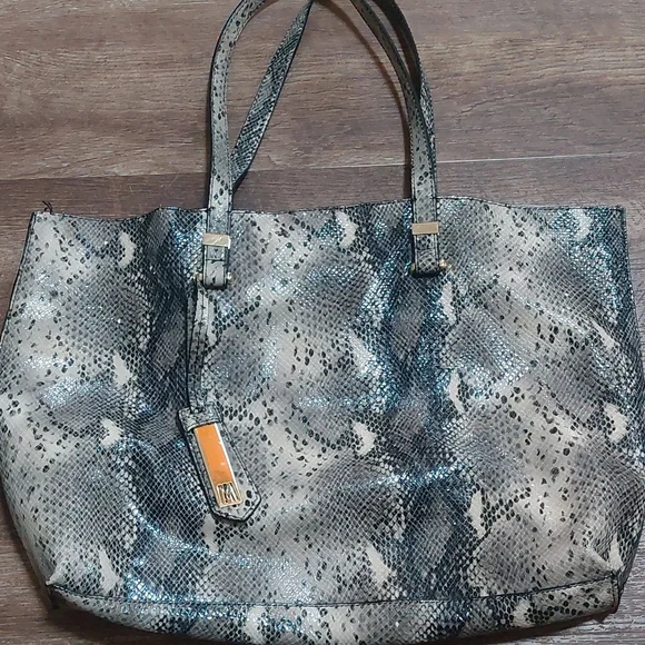 Antonio melani snakeskin purse hotsell